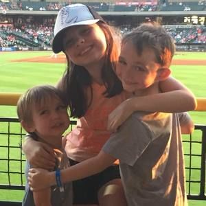 Meet your Posher, Kara